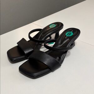 Easy Spirit Black Strappy Heels